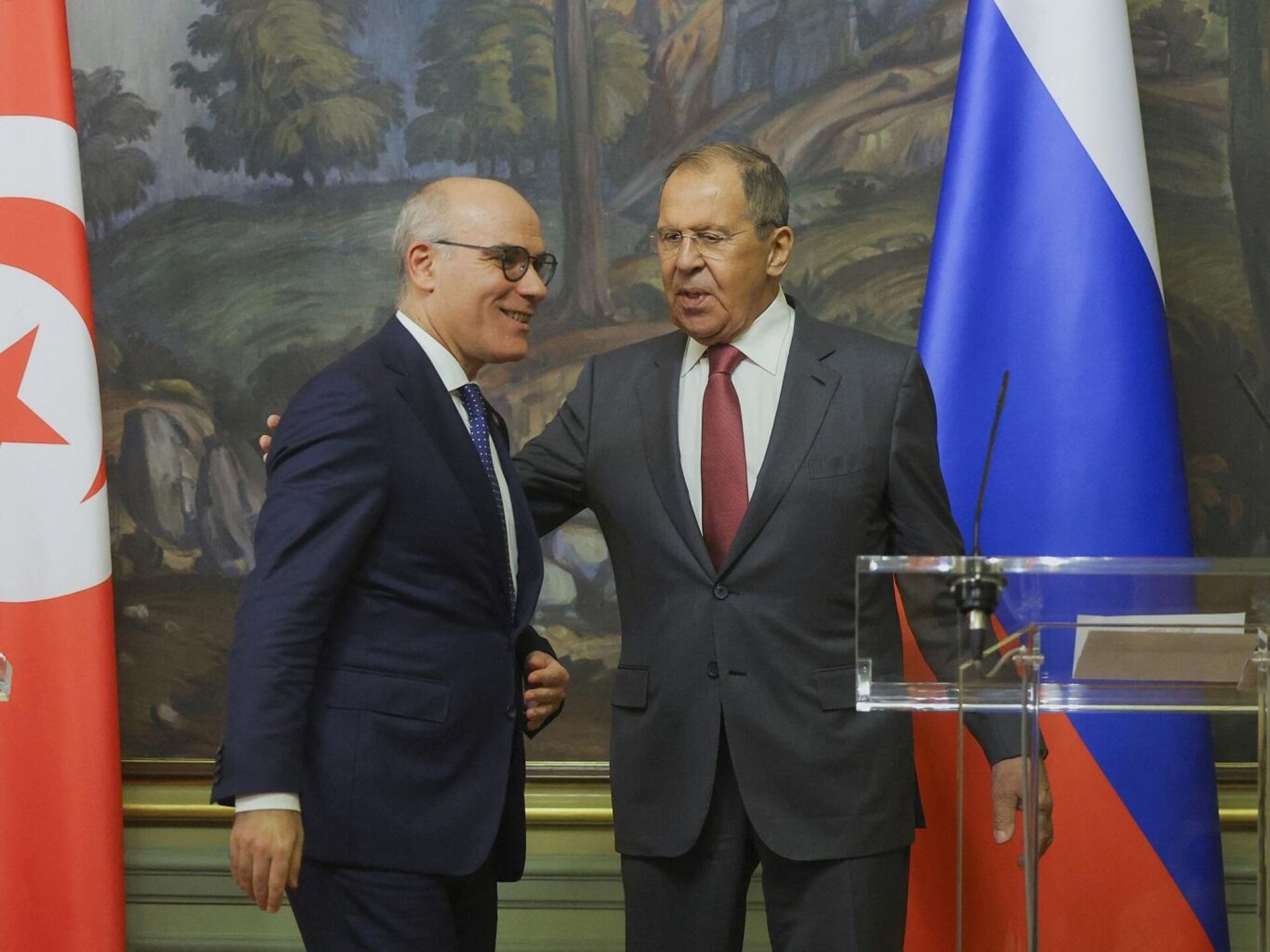 Why Tunisia is looking eastward to Russia?